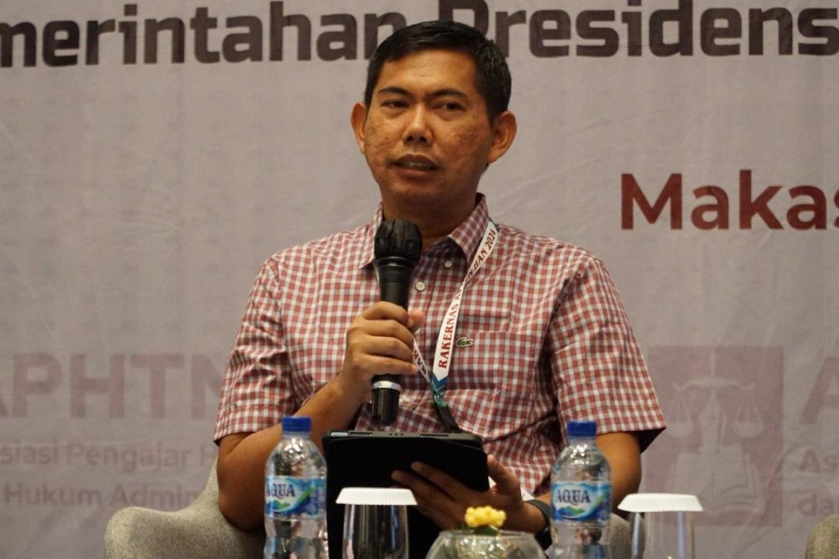 Prof. Bayu Dwi Anggono