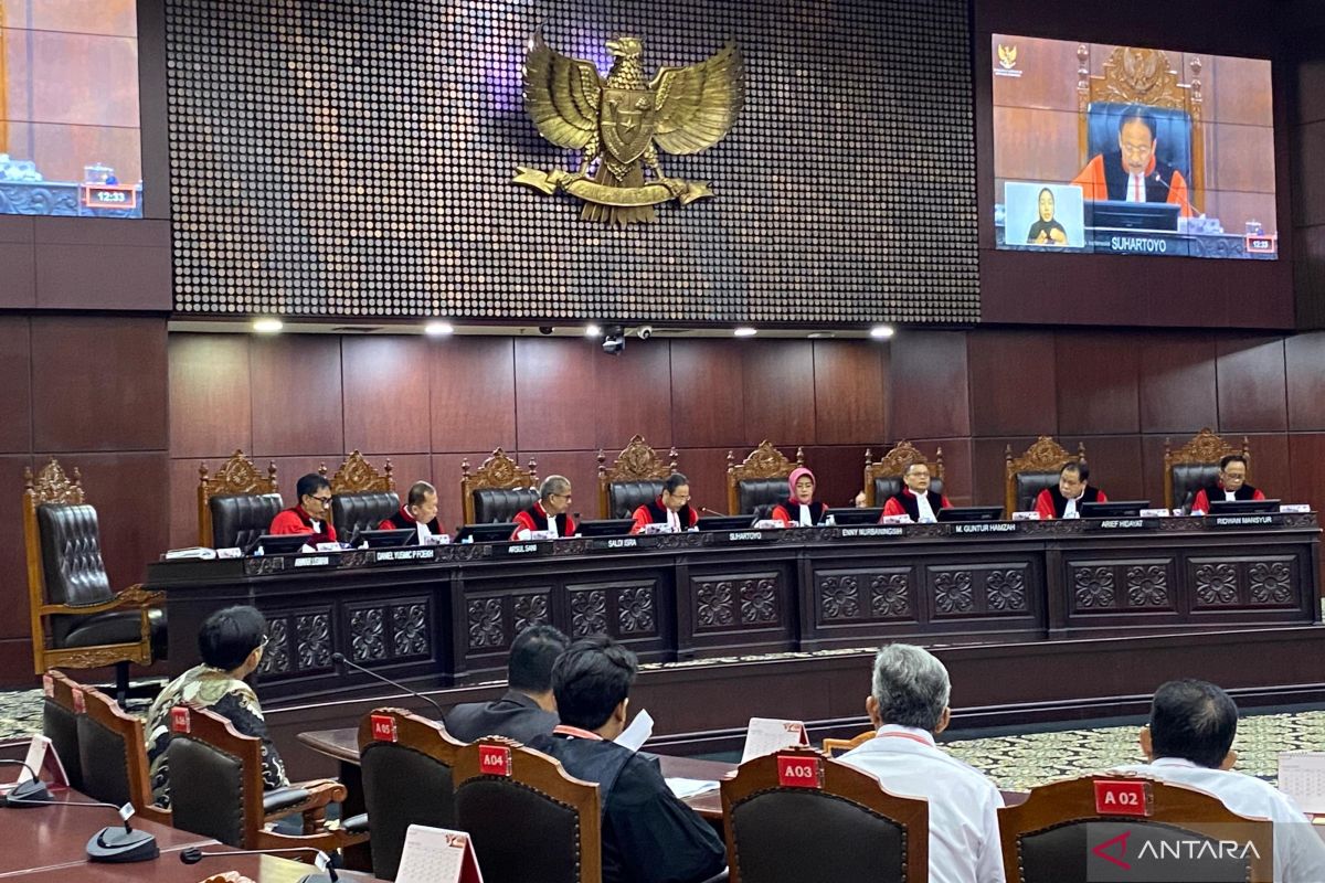 Suasana Sidang di MK (Antara)