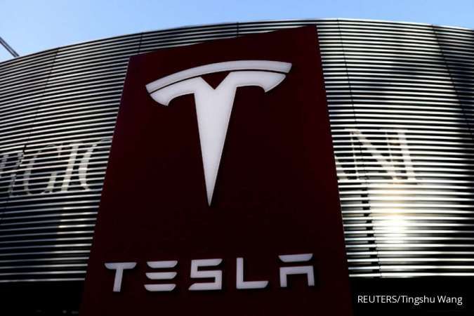 Tesla Inc, produsen mobil listrik asal Amerika Serikat, tetap menjadi pemimpin sebagai perusahaan otomotif yang paling inovatif. REUTERS/Tingshu Wang (Kontan.co.id)