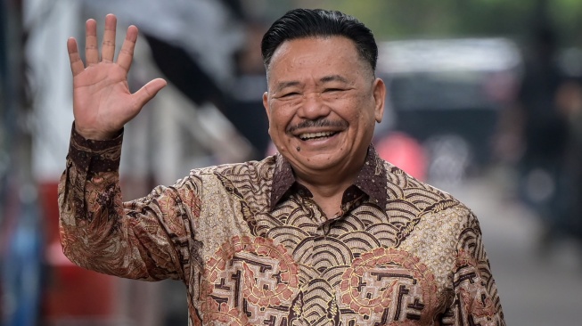 Otto Hasibuan adalah seorang pengacara dan pebisnis Indonesia yang menjabat sebagai Wakil Menteri Koordinator Bidang Hukum, Hak Asasi Manusia, Imigrasi, dan Pemasyarakatan