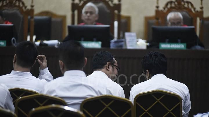 Sidang kasus pungli yang menjerat mantan pegawai KPK 