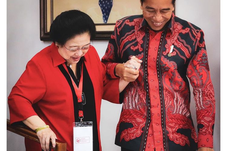 Pada Selasa sore (6/6/2023), Ganjar memposting foto Jokowi dan Megawati di akun Instagram pribadinya.